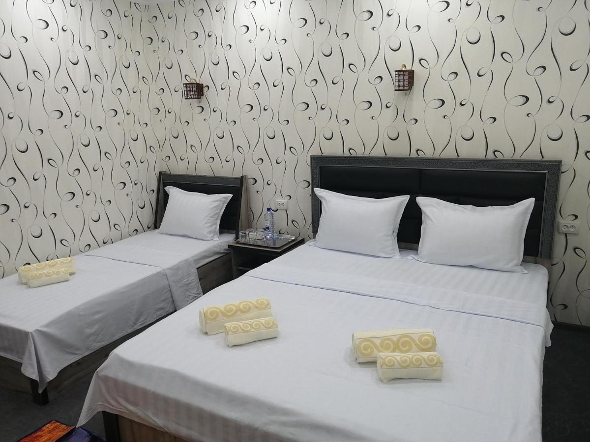 Aziz Hotel Samarkand Bagian luar foto